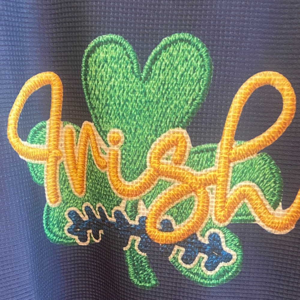 Vintage Notre Dame Large football pullover Navy   Irish top Shamrock Tee graphic
